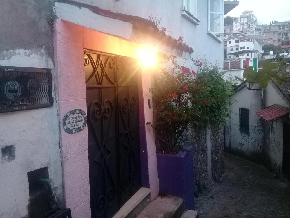 Casa Frida By Rotamundos 14013611 — Taxco