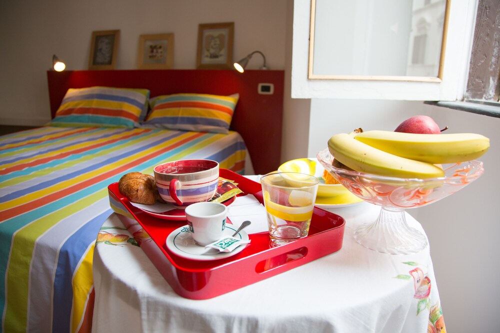 Fruitroom Rome