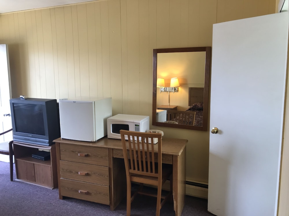 Crest Motel - photo 5
