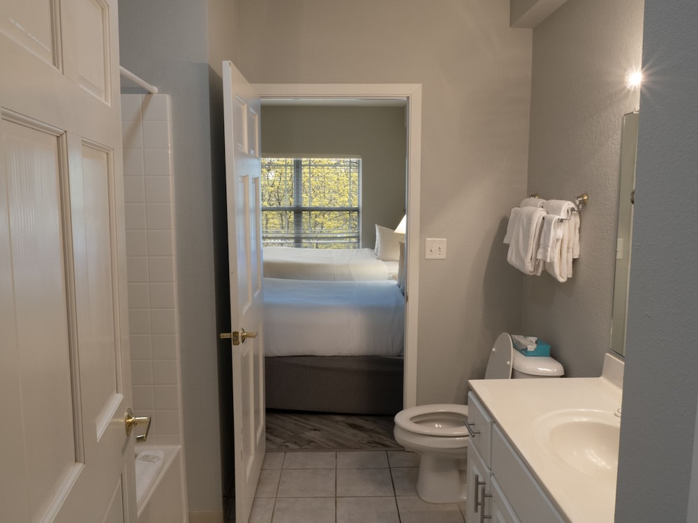 Delavan Lake Resort - photo 30