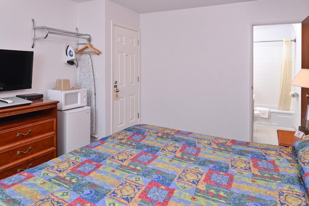 The Maverick Motel Main Street USA Collection by PNW Hospitality - photo 25
