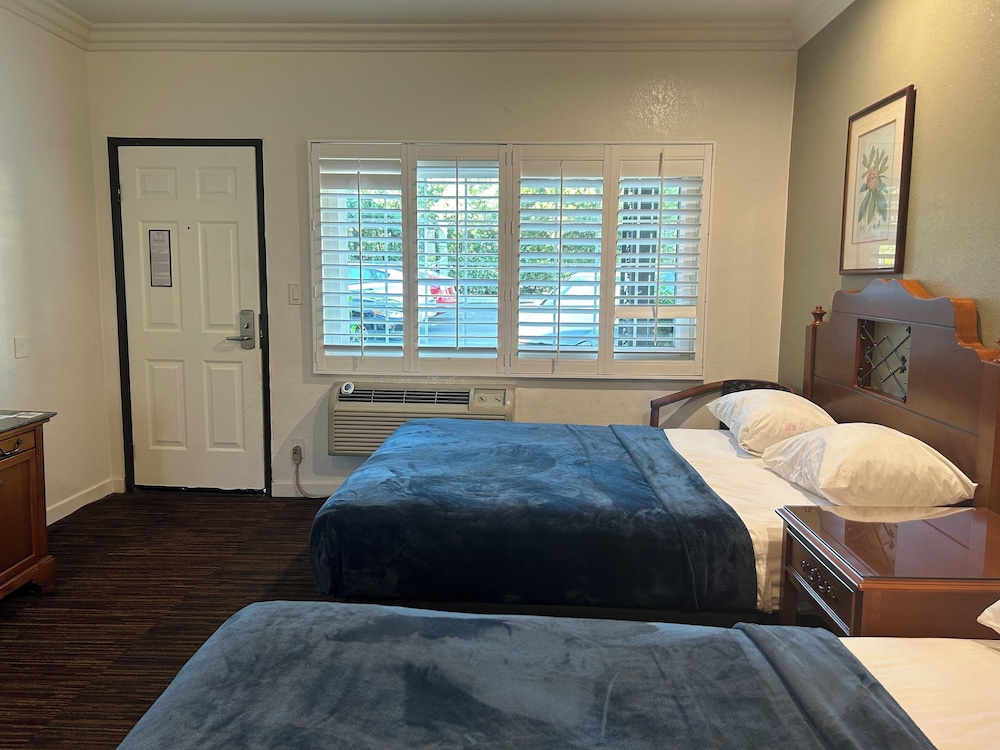 Welcome Inn on Colorado Blvd - photo 14