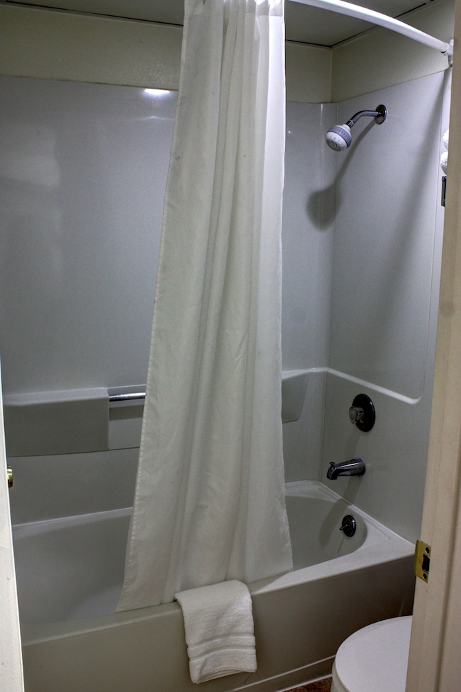 Baymont by Wyndham Grand Junction - photo 30