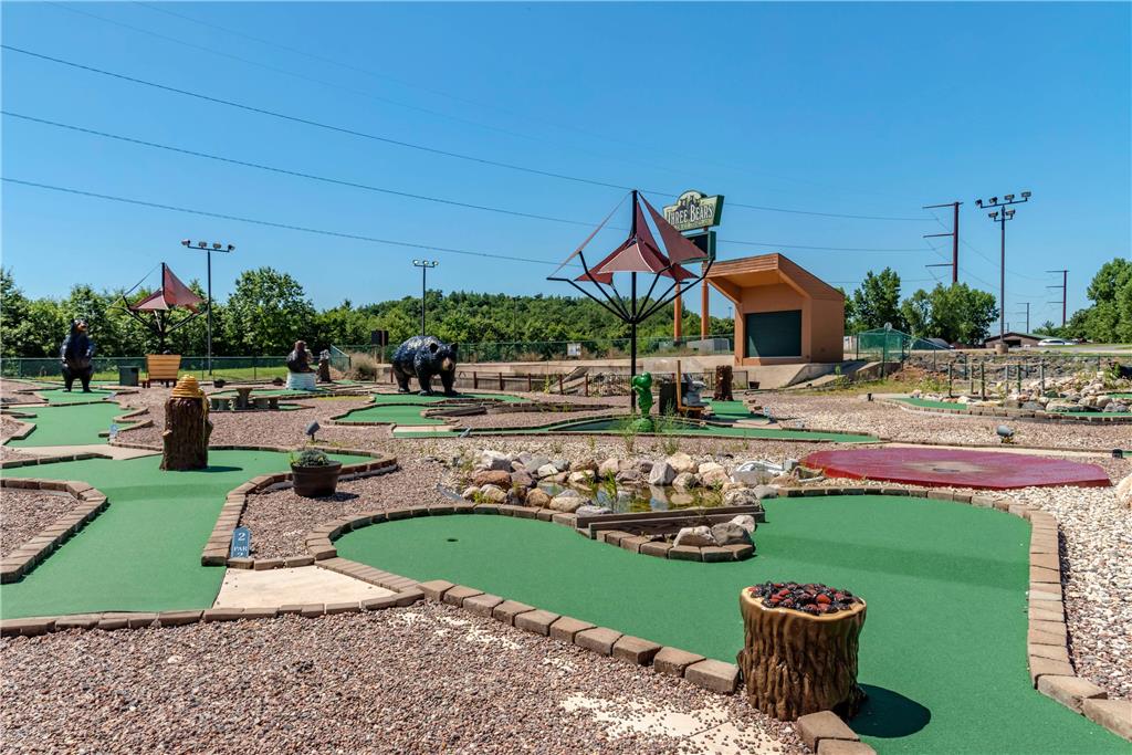 Three Bears Waterpark Resort Near Tomah Ascend Collection Hotel - photo 85
