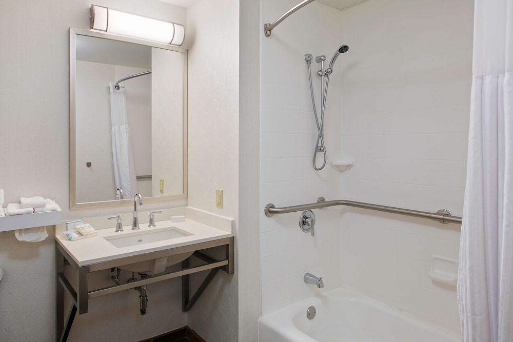 Hilton Garden Inn Bentonville Rogers - photo 18