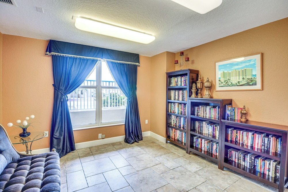 Daytona Towers Grande Unit 702 Apartment 2 - photo 29