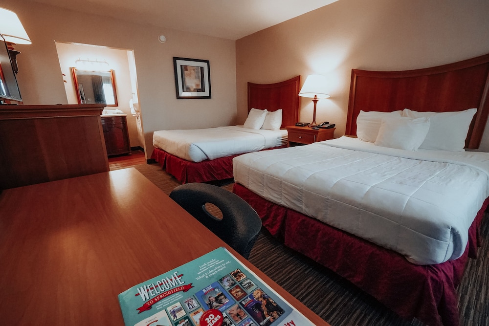 Lamplighter Inn & Suites North - photo 17