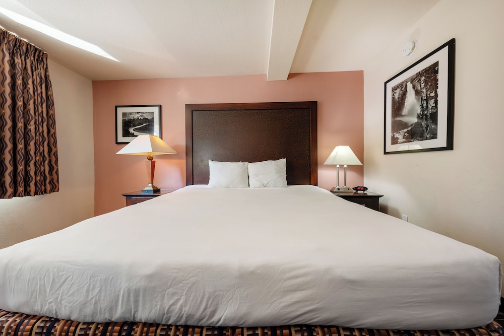 District Hotel by OYO Portland Convention Center - photo 15