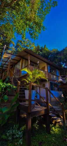 Morena Flor Cabana in Angra Dos Reis, Brasil
