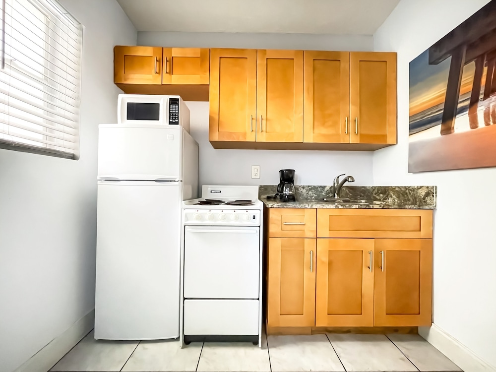 Hollywood Beach Hotels - photo 68