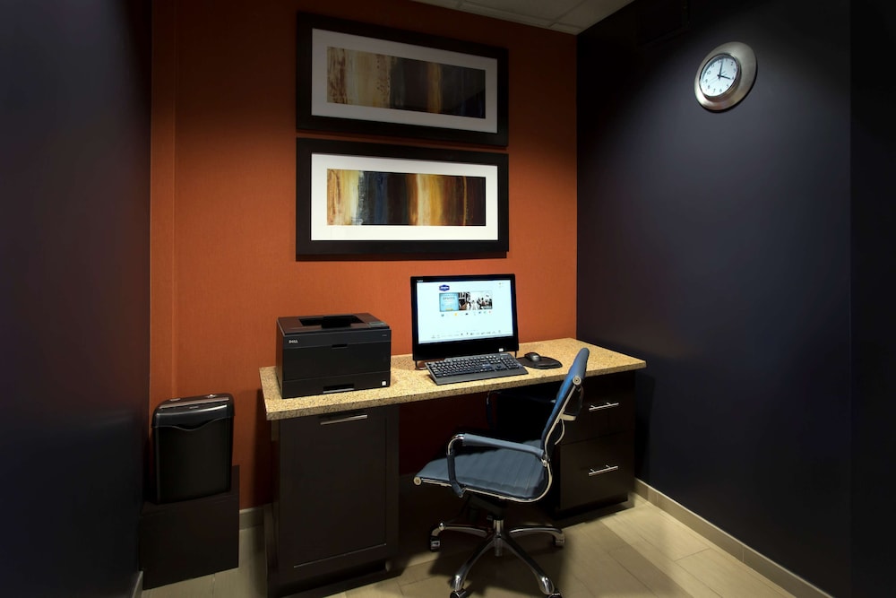 Hampton Inn by Hilton Troy - photo 34