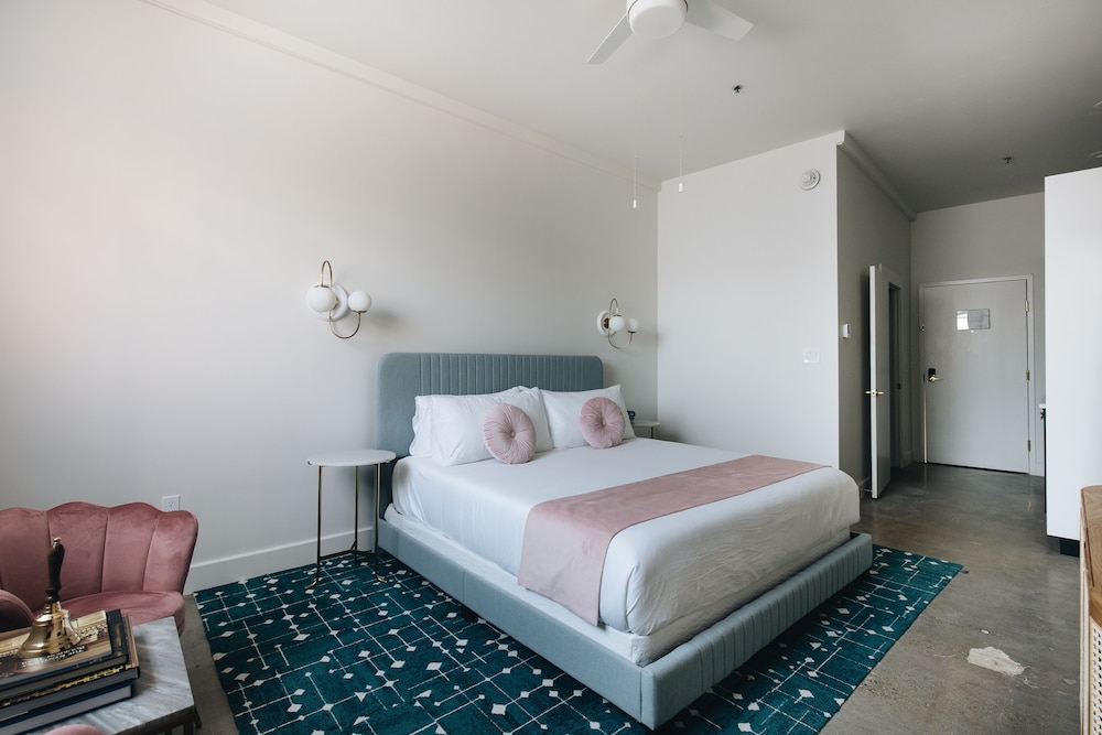The Bellwether Hotel - photo 46