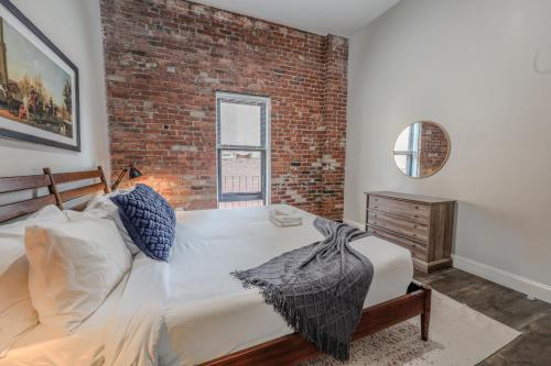 Parking Available Fully Furnished 4 Bed 2 Bath Flat — 4-Star Luxury Hotel in Boston, United States