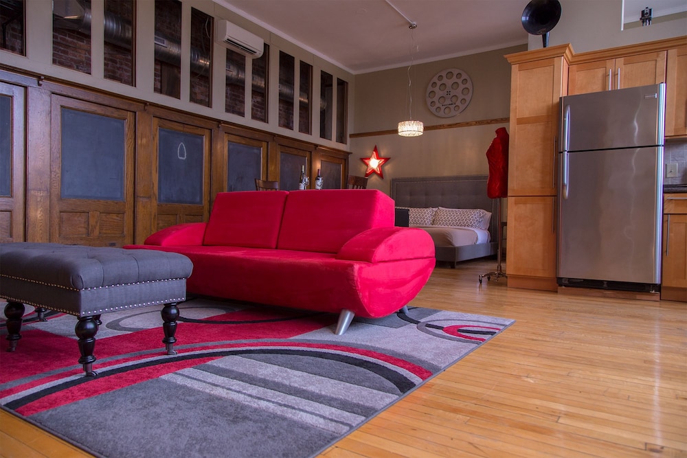 School 31 Lofts at Colors Studios - photo 108