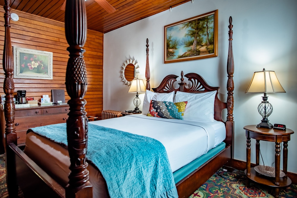 Gilbert Inn Seaside - photo 12
