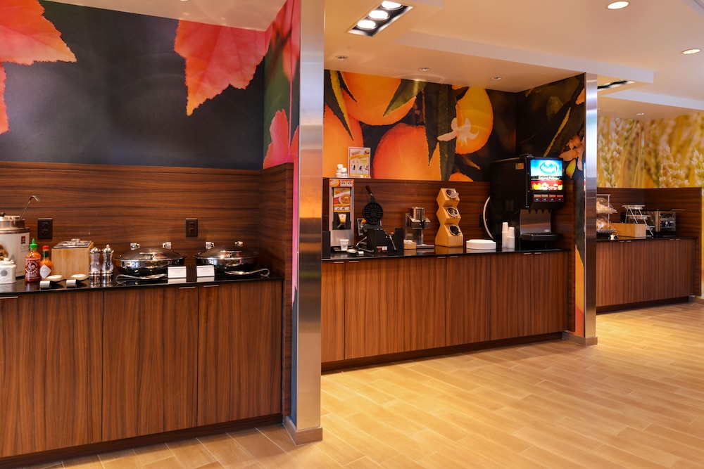 Fairfield by Marriott Inn & Suites Plymouth White Mountains - photo 46