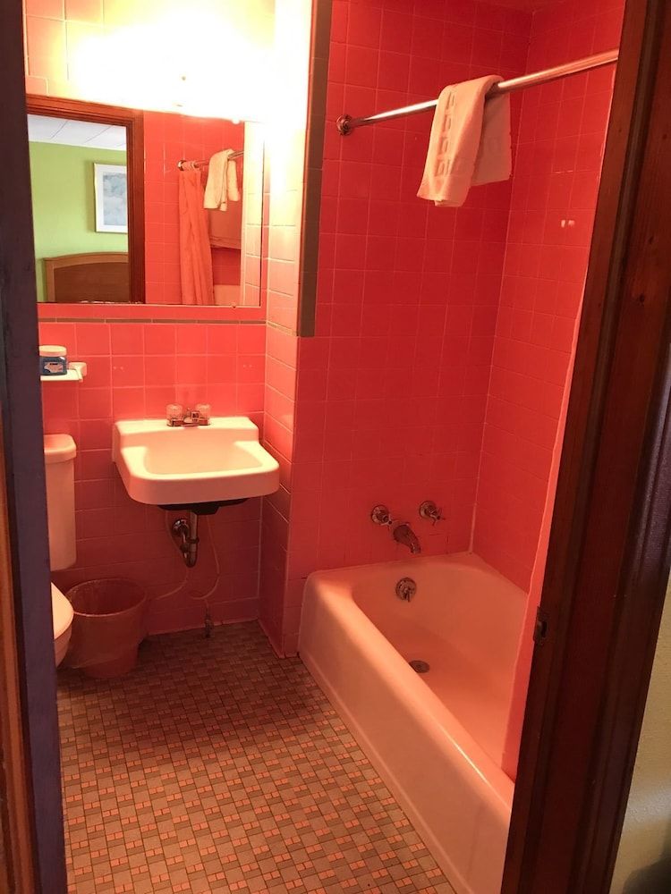 Scottish Inns Niagara Falls - photo 21