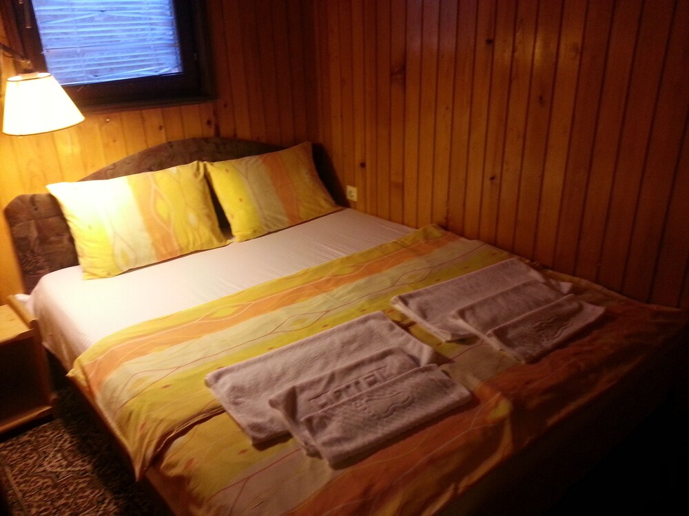 Hotel Ravnjak — Mojkovac — photo 3