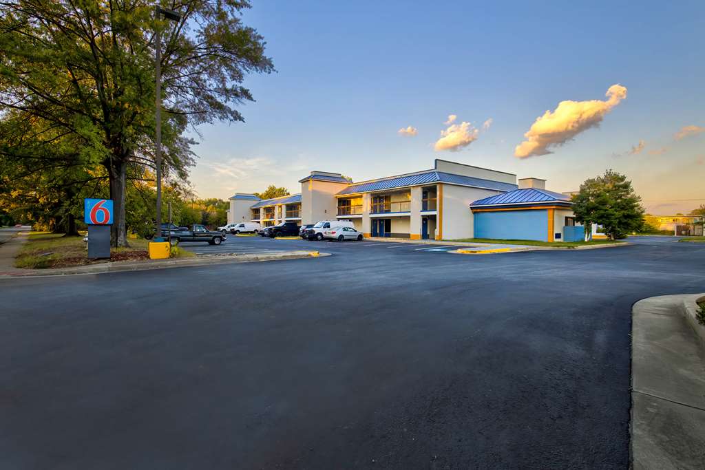 Motel 6 Ashland VA - featured photo