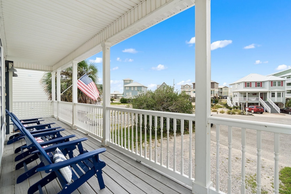 Red White and Beach - photo 134