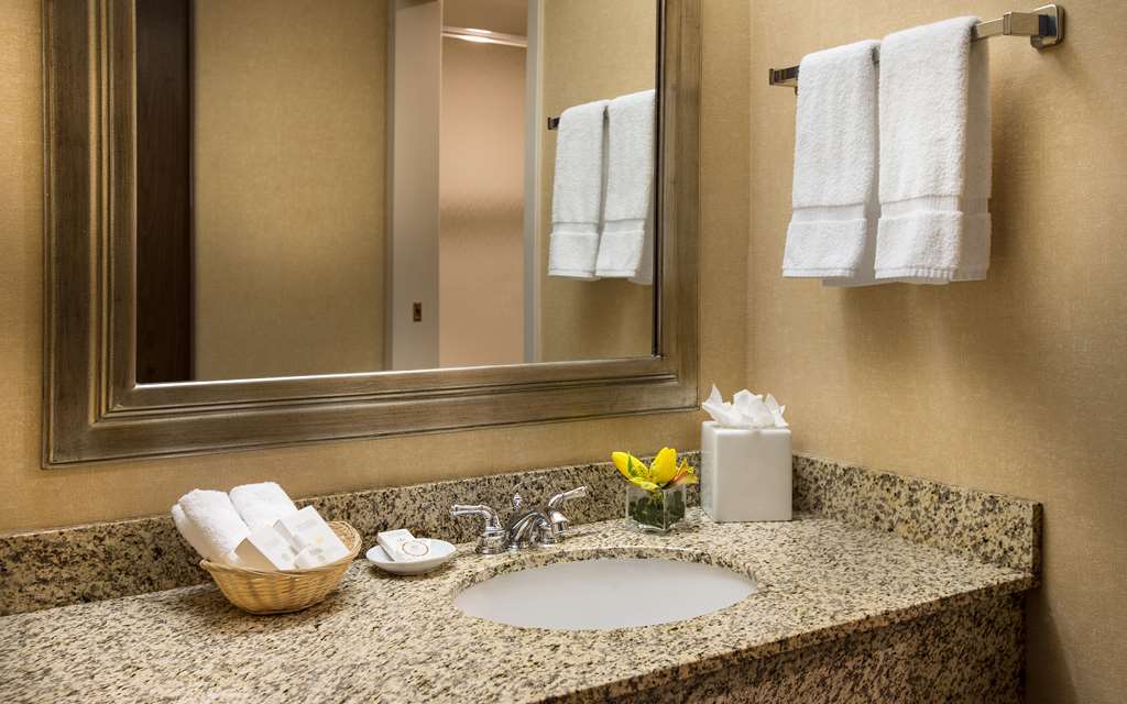Coast Gateway Hotel - photo 12