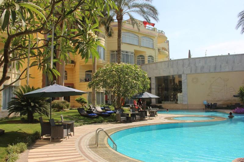 Soluxe Cairo Hotel — 4-Star Luxury Hotel in Giza, Egypt