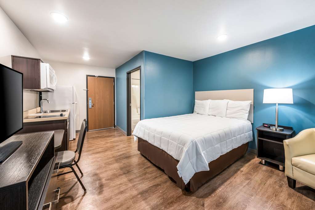 WoodSpring Suites Columbus West Hilliard - photo 17