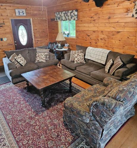 Butler's Bay Teal Lake 4 Bedroom Hotel Room by RedAwning - photo 24