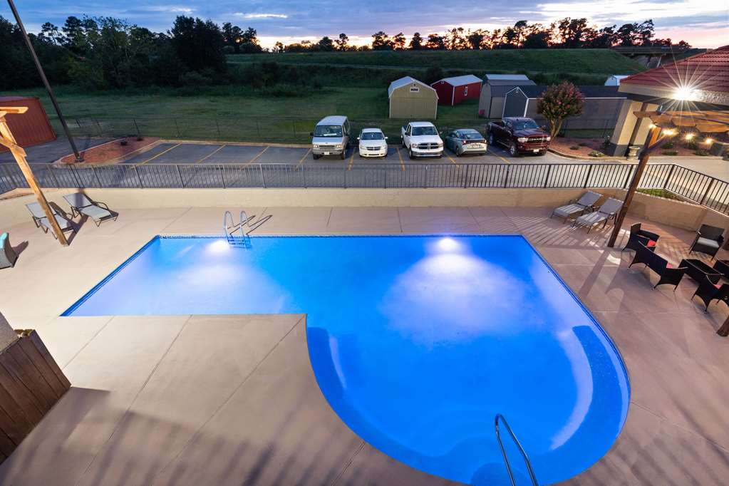 Ramada by Wyndham Bainbridge - photo 9