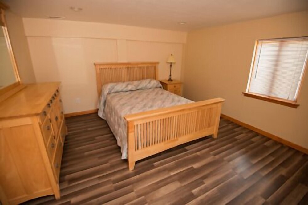 Avon Cottages - photo 10