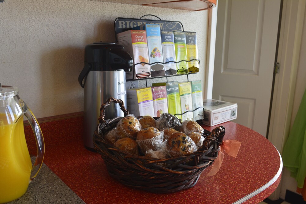 Retro Inn at Mesa Verde - photo 10