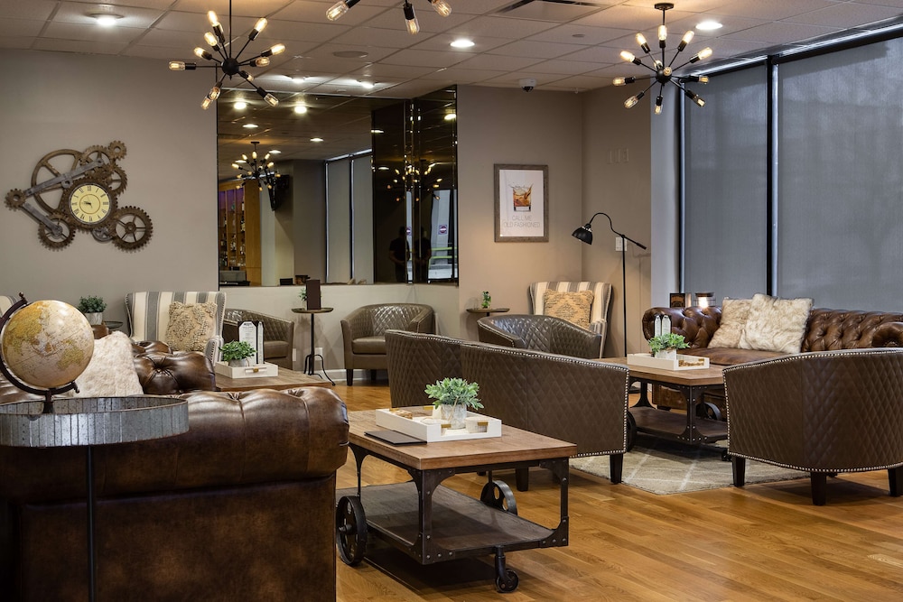 Hampton Inn Freeport - photo 23