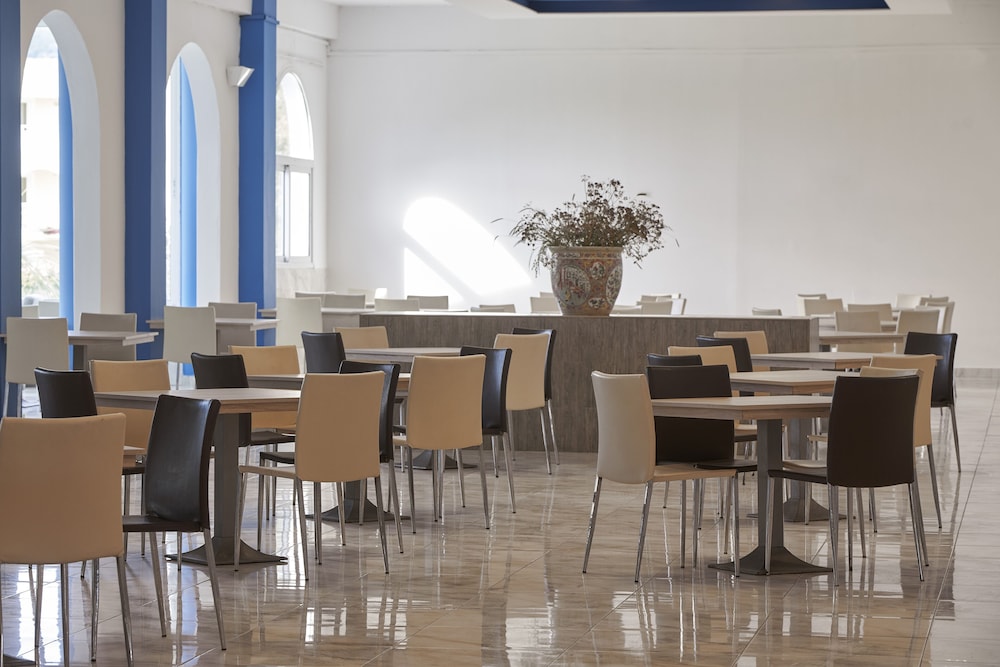 מזון ומשקאות