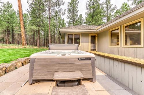 Forest Escape GM 428 in Sisters, United States