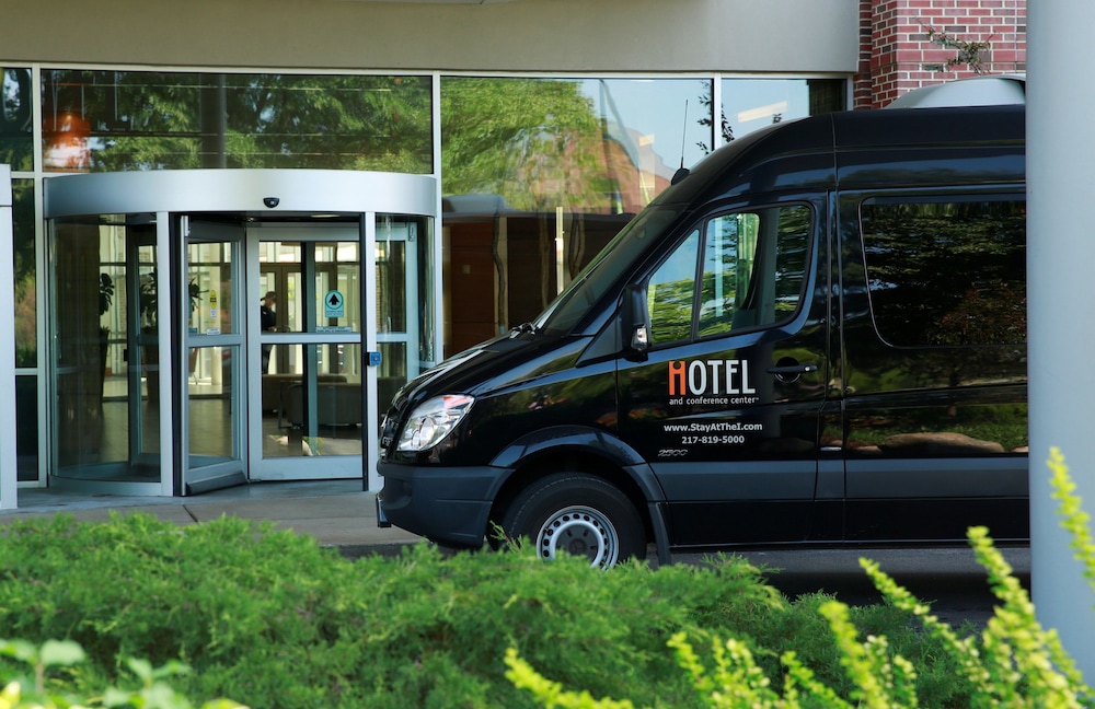 I Hotel And Illinois Conference Center - photo 38