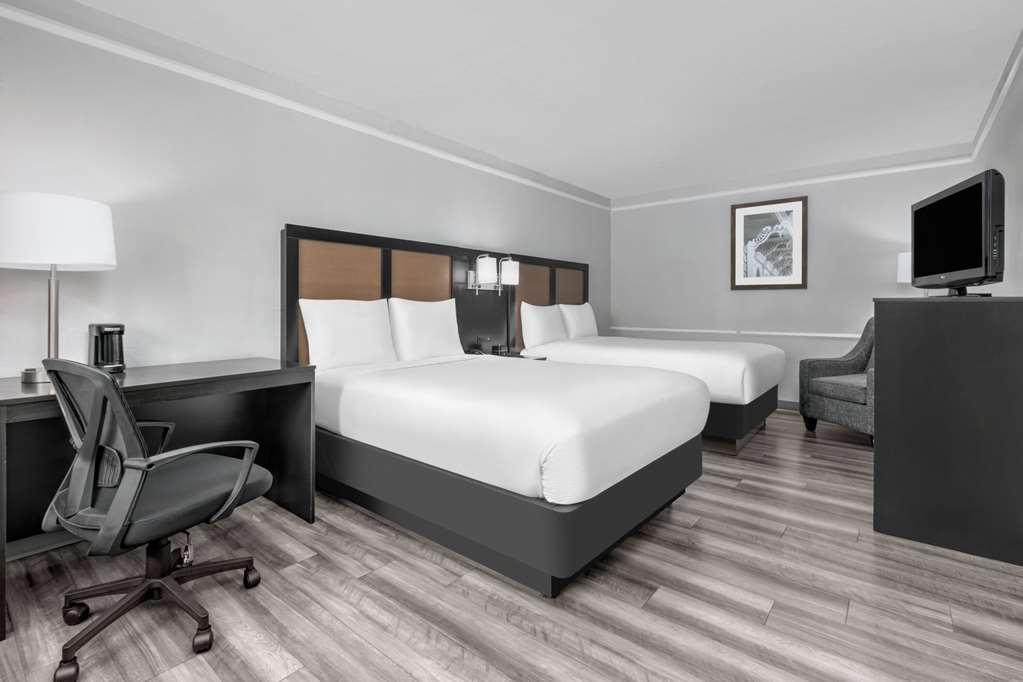 Baymont by Wyndham Austin University Area - featured photo