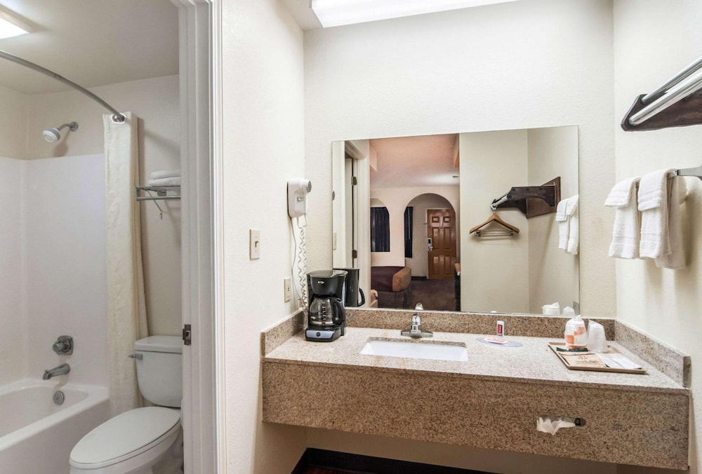 King's Inn LaFayette - photo 22