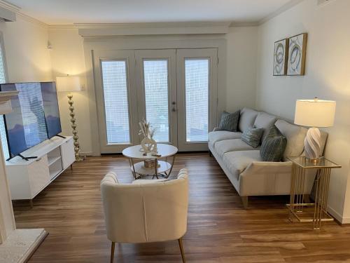 The Garden Room at Galleria — 4-Star Luxury Hotel in Houston, United States