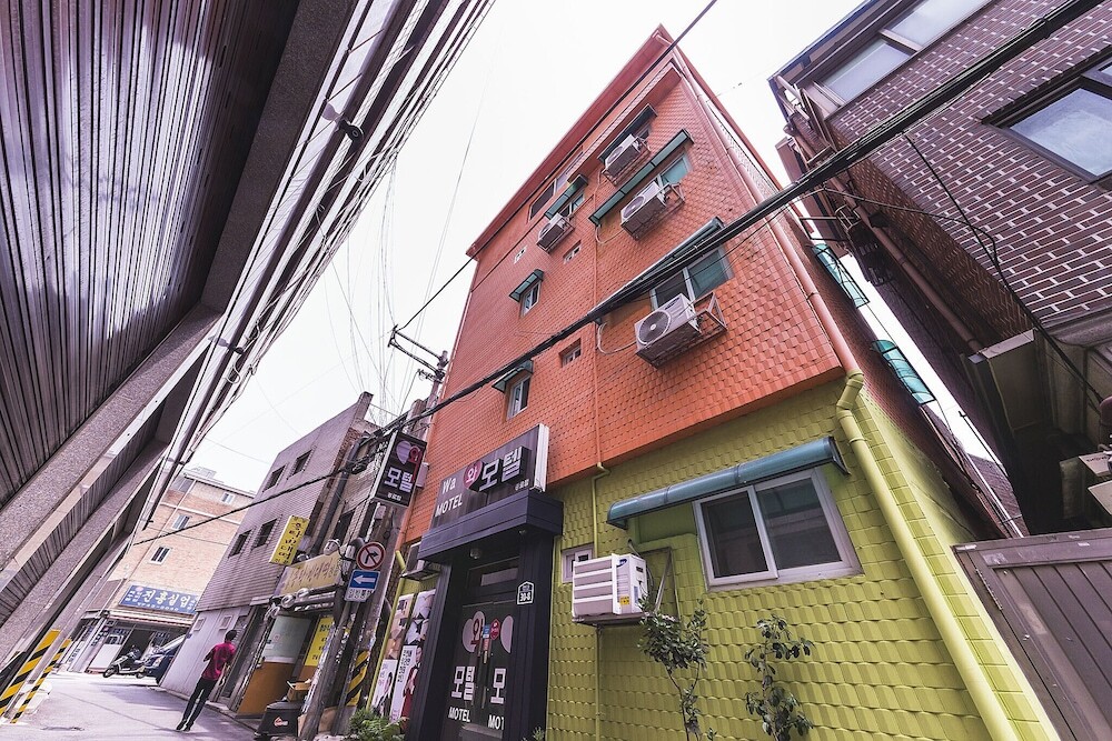 Jongno Wa - carbon neutral hotel in Seoul