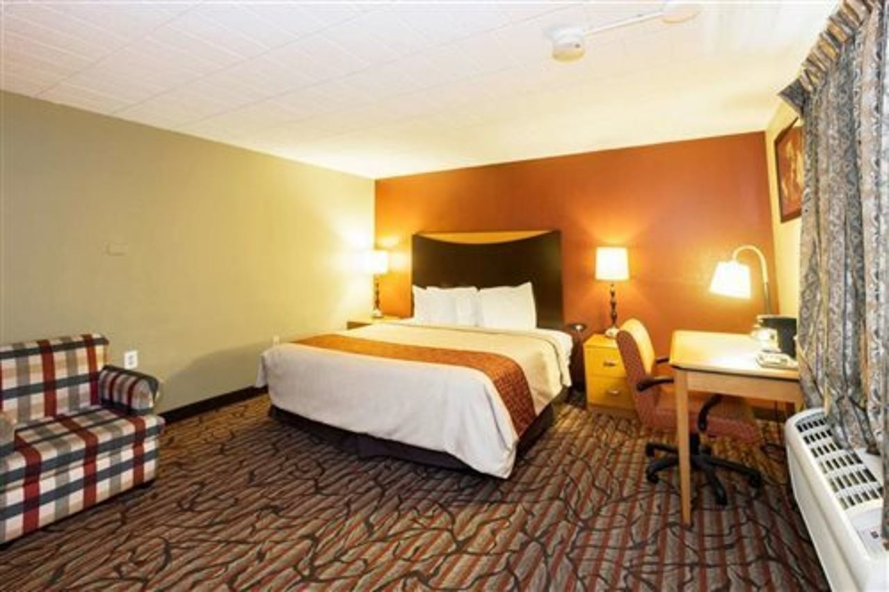 B'more Inn - photo 2