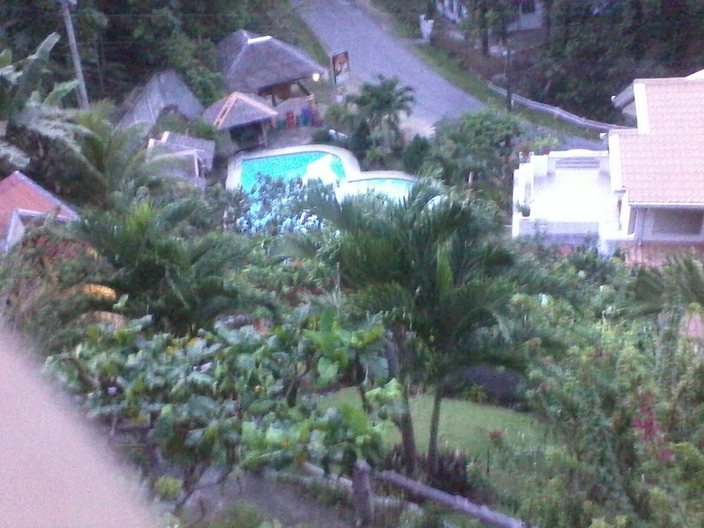 Hilltop Cottages Resort — Loboc