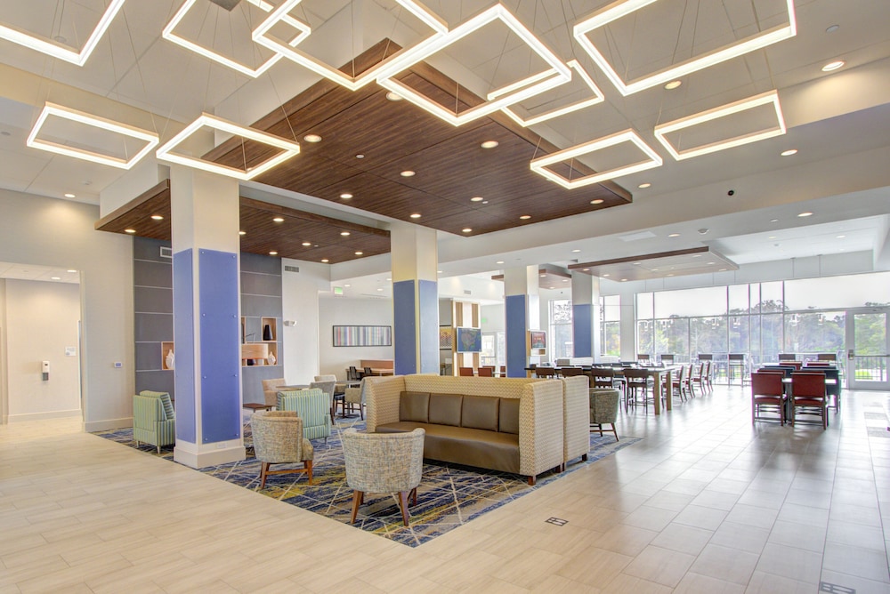 Holiday Inn Express & Suites Charlotte Southwest by IHG - photo 31