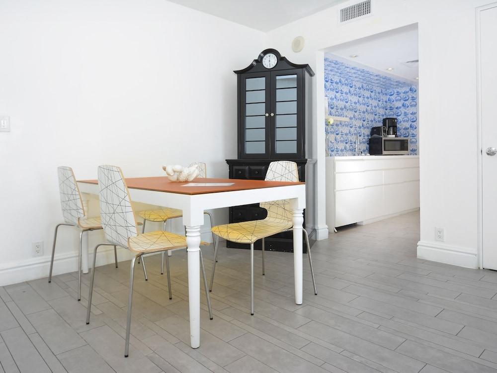 Huge Suite 3 Rooms up to 9p 5 Hotel Sobe #916 - photo 25