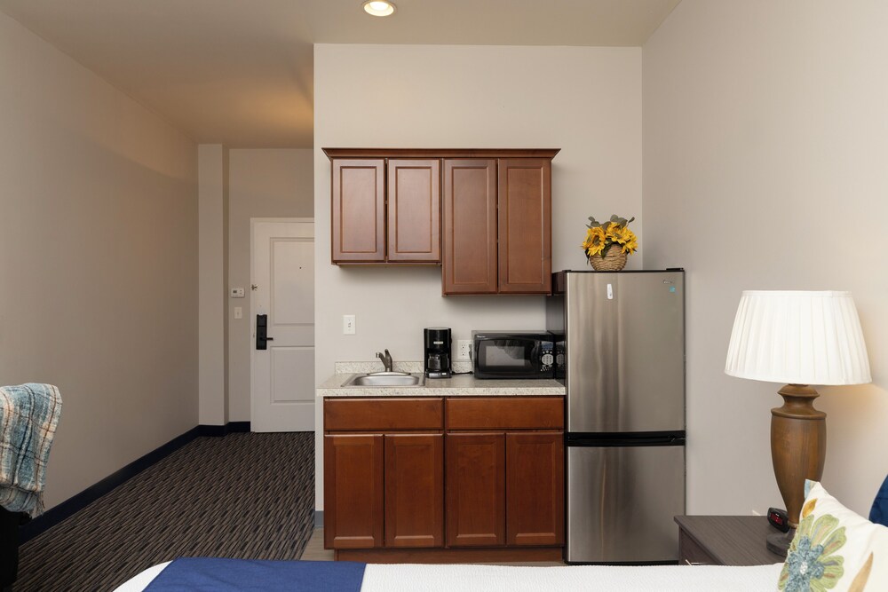 Brinton Suites - photo 29