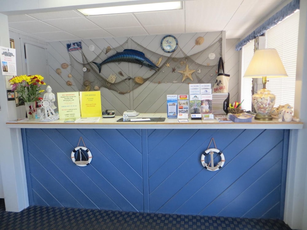 Sunrise Beach Motel - photo 2