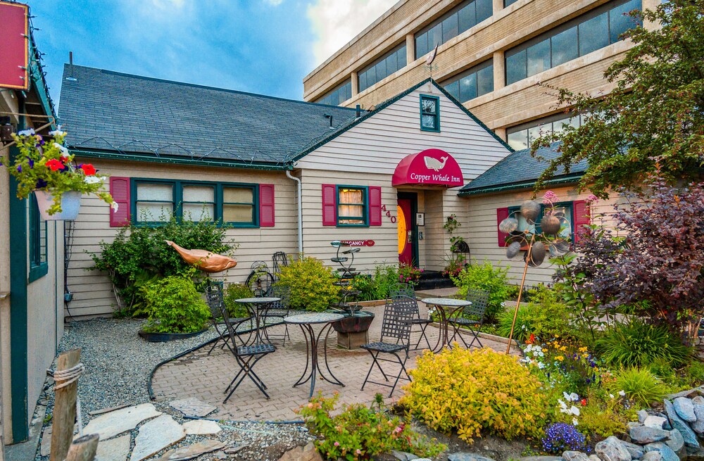 Copper Whale Inn - photo 28