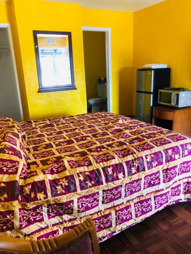 Commodore motel in Oakland, United States