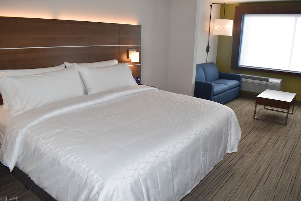 Holiday Inn Express & Suites Boston South Randolph by IHG - photo 4