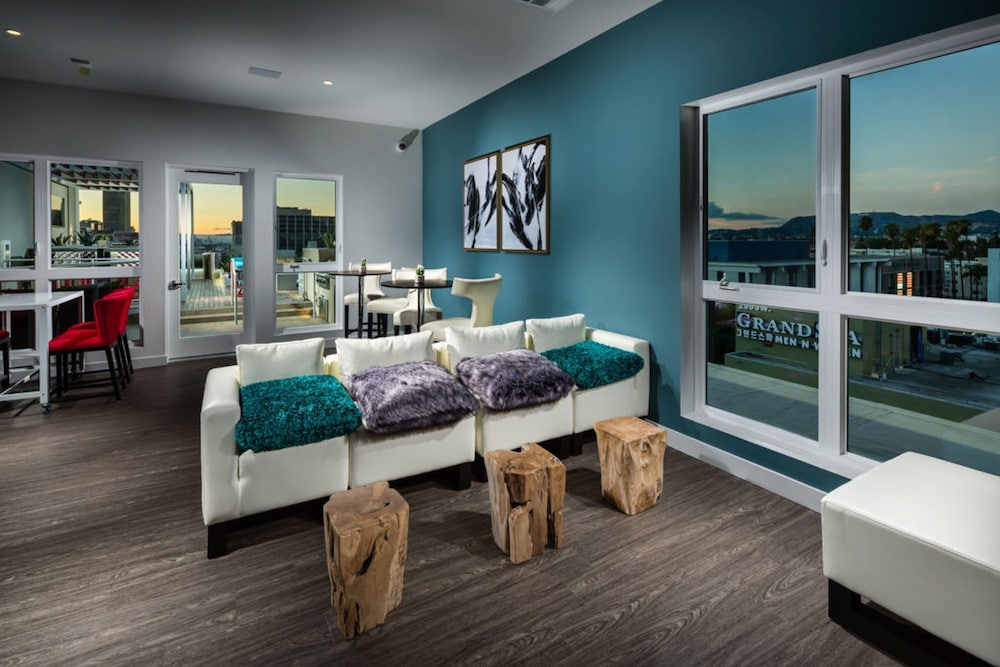 Resort Style Suites in Downtown LA - photo 47