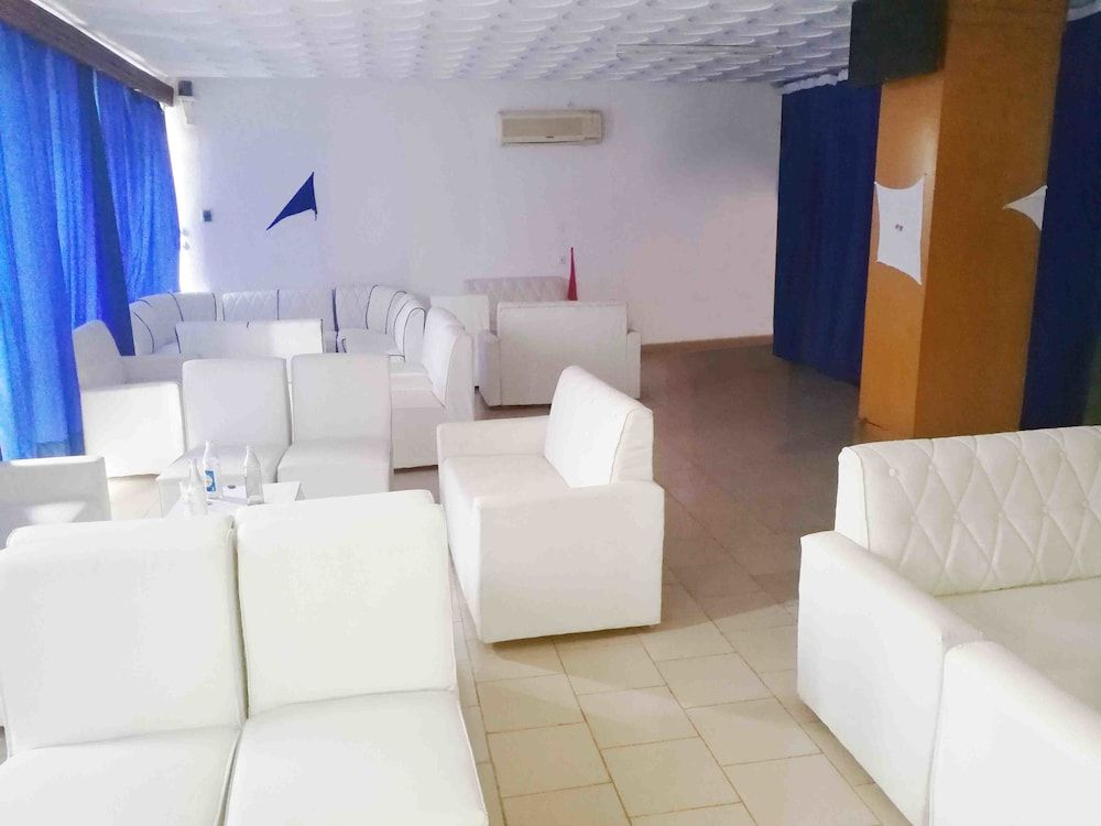 Hotel Phenicia — Bouake — photo 2